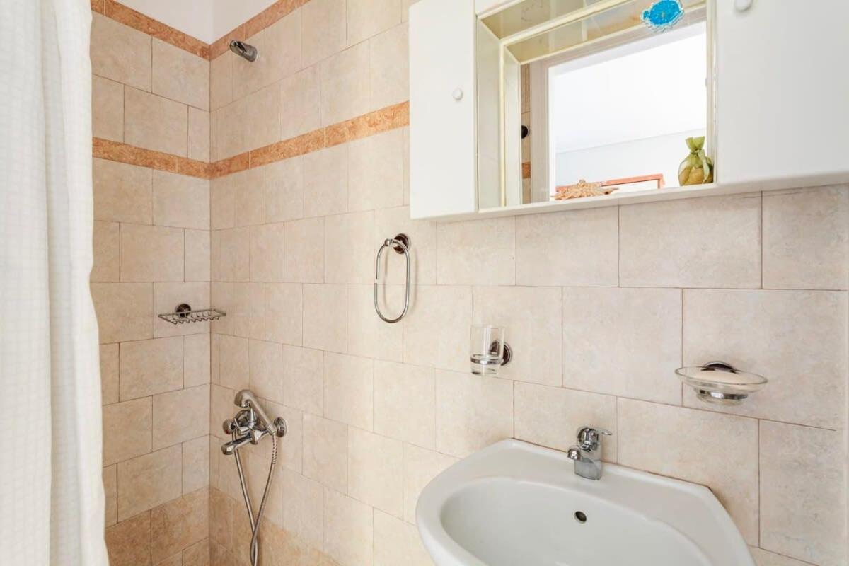 Seaview Terrace Haven-Perfect Location By The Sea Villa กาลามาตา ภายนอก รูปภาพ